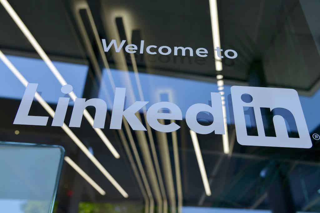 Social-Media-Networking Social-Media-Networking